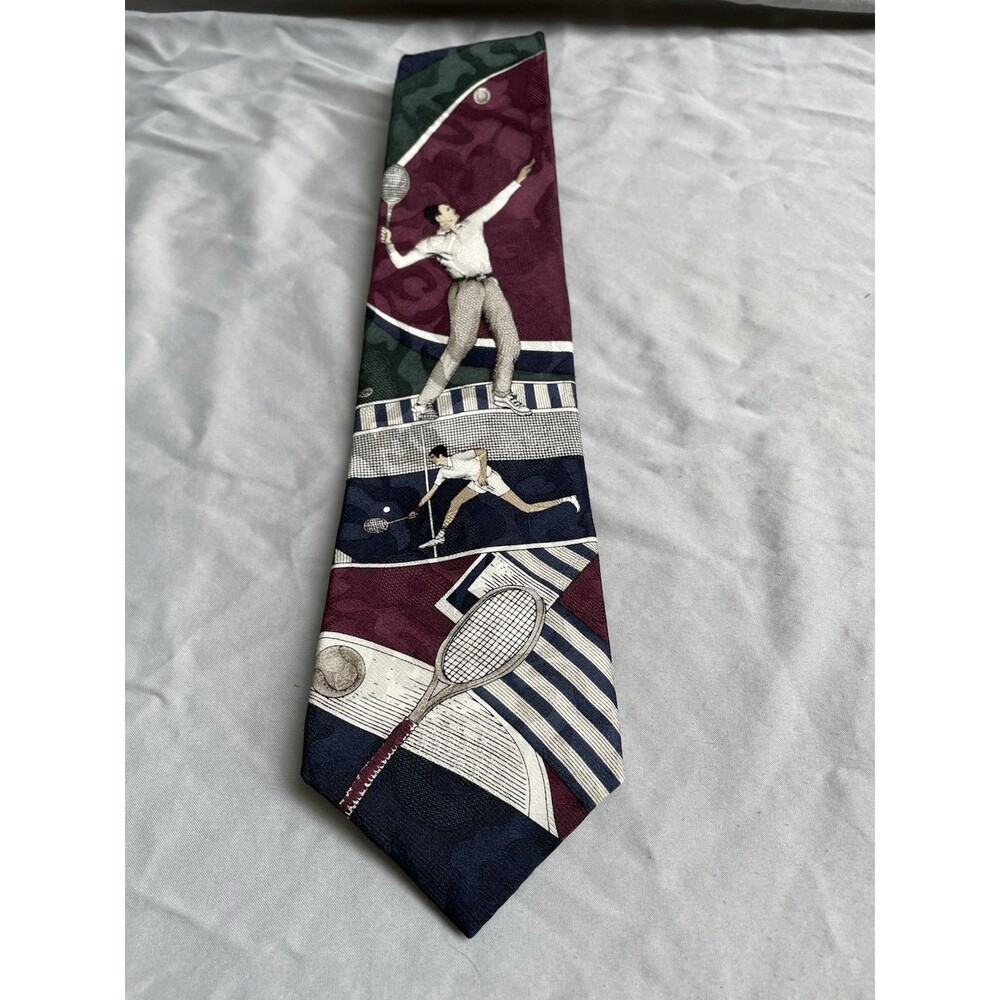 Hunt Club Necktie Mens Tennis Graphic 100 % Silk Made In USA